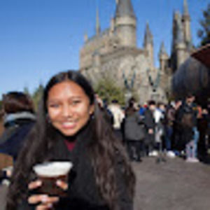 Meet your Posher, Denise